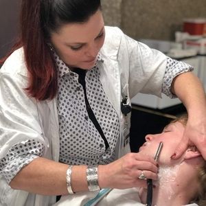 Meet your Posher, Toni